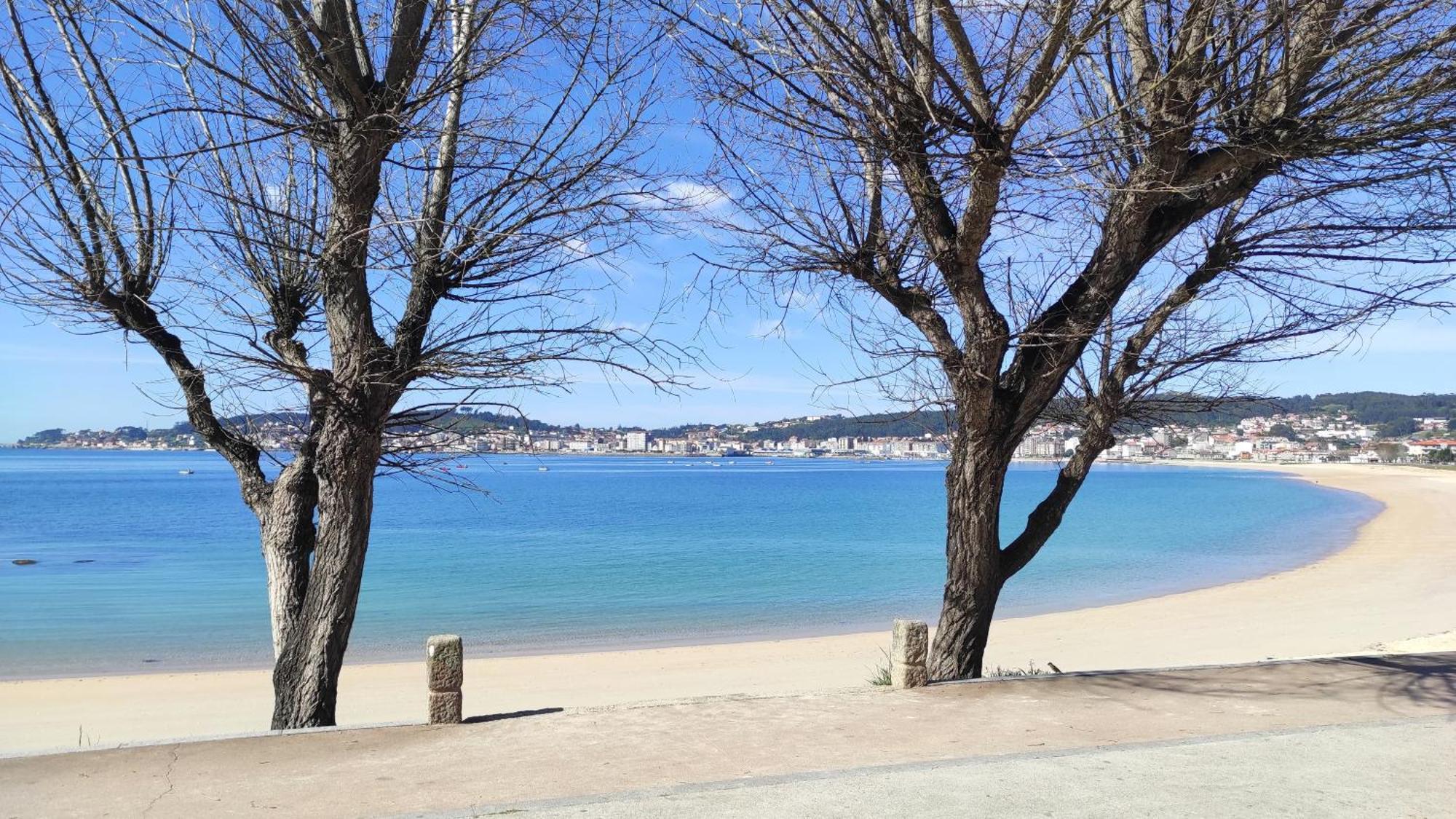 Апартаменты Rias Baixas En Ribeira Piso Centrico Con Parking Y Wifi Экстерьер фото
