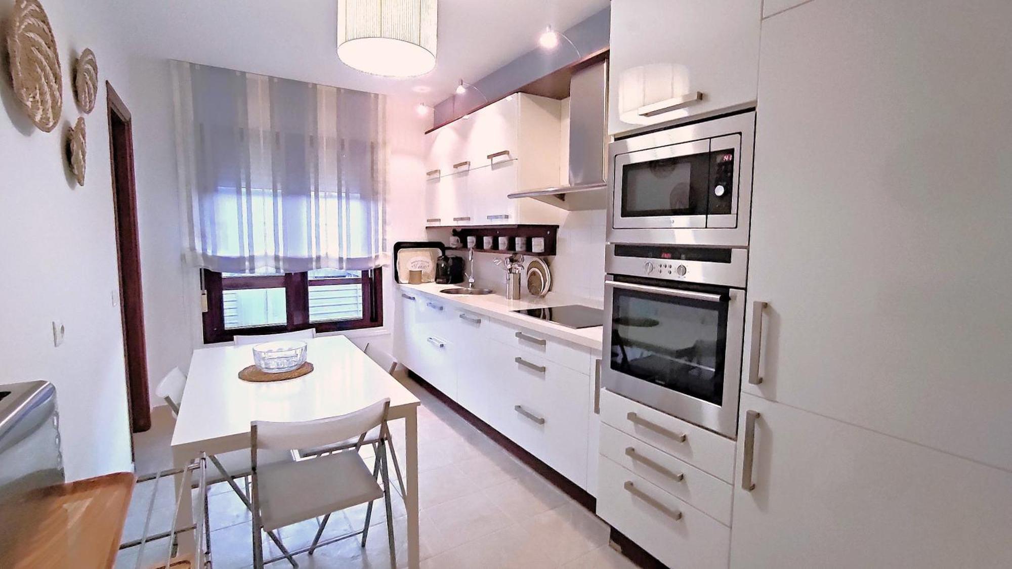 Апартаменты Rias Baixas En Ribeira Piso Centrico Con Parking Y Wifi Экстерьер фото